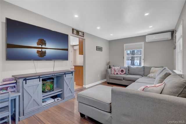 183 Lake Avenue, Saint James, NY 11780