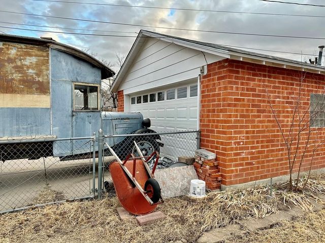 1131 Longwood Ave, Pueblo, CO 81004