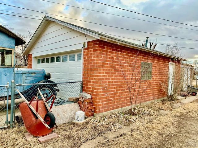 1131 Longwood Ave, Pueblo, CO 81004