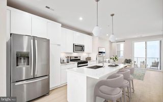 4768 SULLY POINT LN, Chantilly, VA 20151