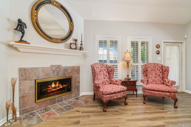 6 Oakwell Farms, San Antonio, TX 78218