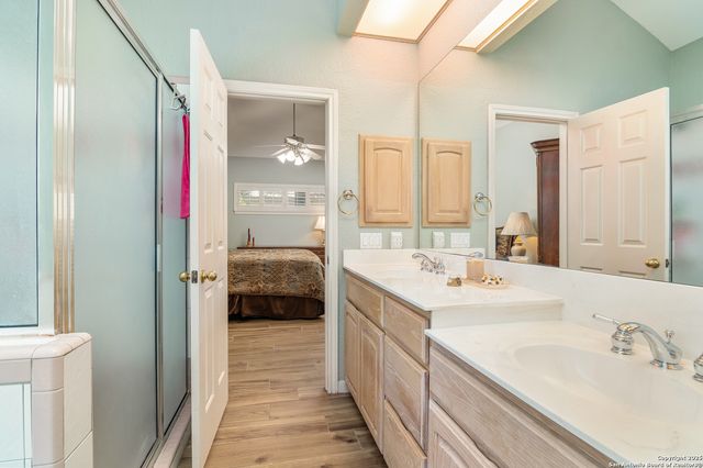 6 Oakwell Farms, San Antonio, TX 78218