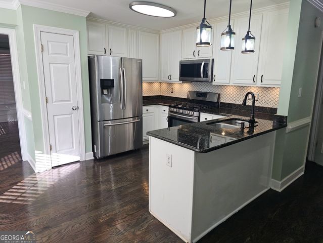 185 Rock Hill Drive, Fayetteville, GA 30215