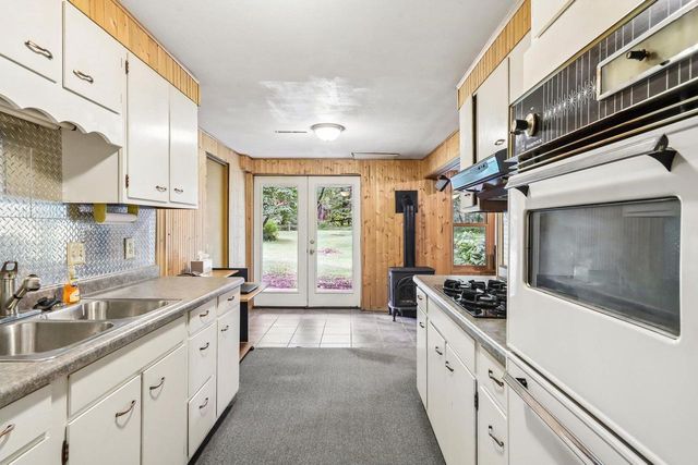 2232 Tower Drive, Stoughton, WI 53589