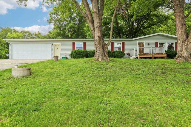 2232 Tower Drive, Stoughton, WI 53589