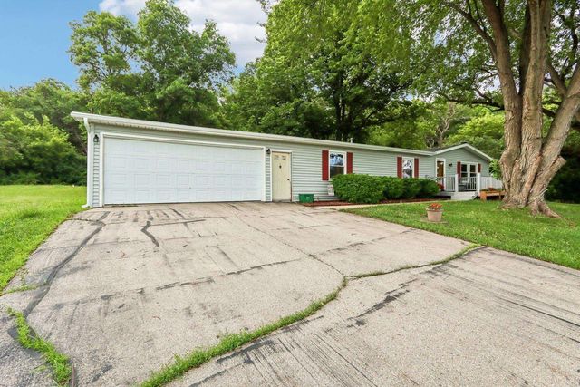 2232 Tower Drive, Stoughton, WI 53589