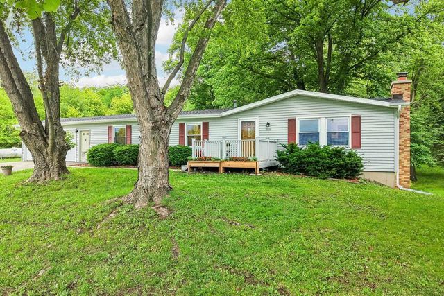 2232 Tower Drive, Stoughton, WI 53589