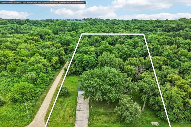 2232 Tower Drive, Stoughton, WI 53589