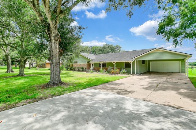 3605 Longherridge Drive, Pearland, TX 77581