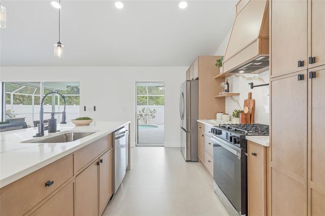 4916 32ND AVENUE DRIVE W, Bradenton, FL 34209