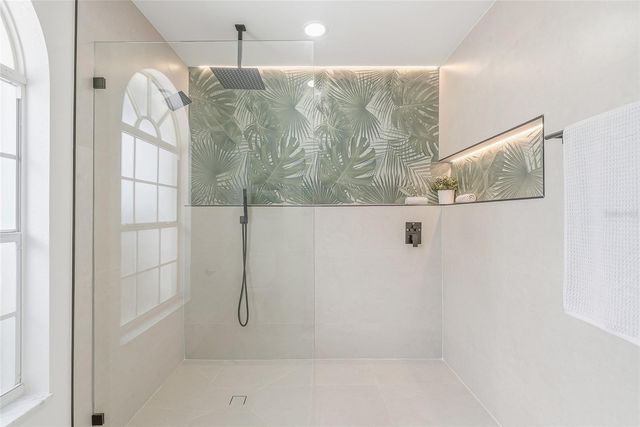 4916 32ND AVENUE DRIVE W, Bradenton, FL 34209
