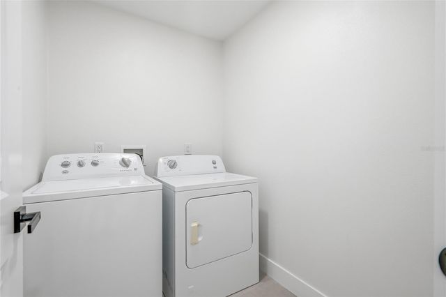 4916 32ND AVENUE DRIVE W, Bradenton, FL 34209