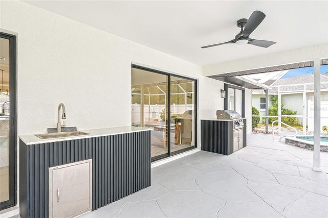 4916 32ND AVENUE DRIVE W, Bradenton, FL 34209