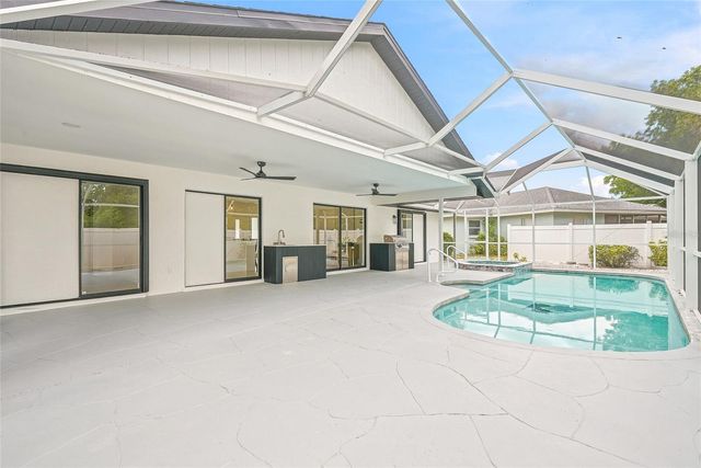 4916 32ND AVENUE DRIVE W, Bradenton, FL 34209