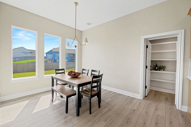 12077 E Pepperwood St, Wichita, KS 67226