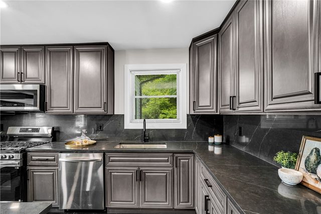 101 Carrington Ct, Monroeville, PA 15146