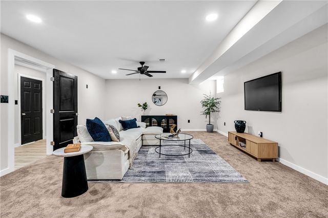101 Carrington Ct, Monroeville, PA 15146