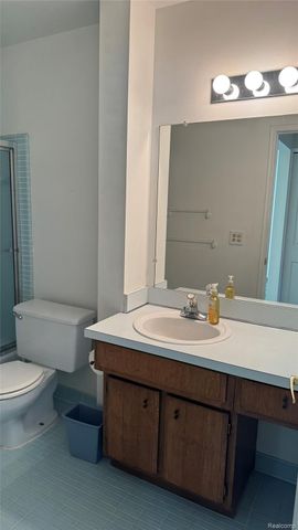 19918 Great Oaks Circle S 136, Clinton Charter Township, MI 48036