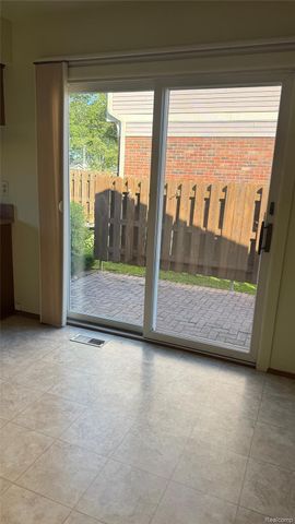 19918 Great Oaks Circle S 136, Clinton Charter Township, MI 48036