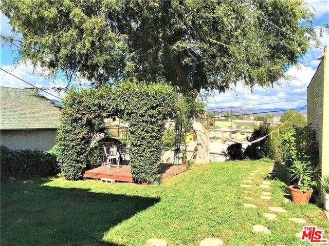 4723 W 17th Street, Los Angeles, CA 90019