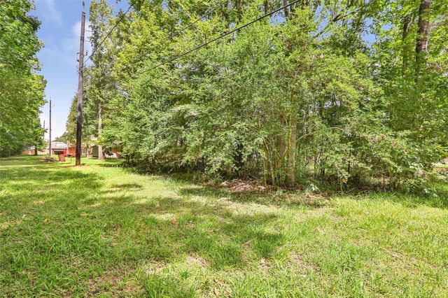 18334 Steele Point Drive, Crosby, TX 77532