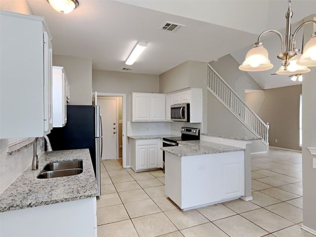 1477 Apenzell Lane, Lewisville, TX 75067