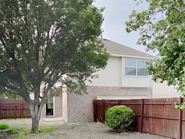 1477 Apenzell Lane, Lewisville, TX 75067