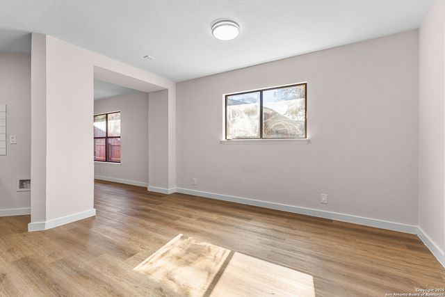 8127 Sunshine trail, San Antonio, TX 78244