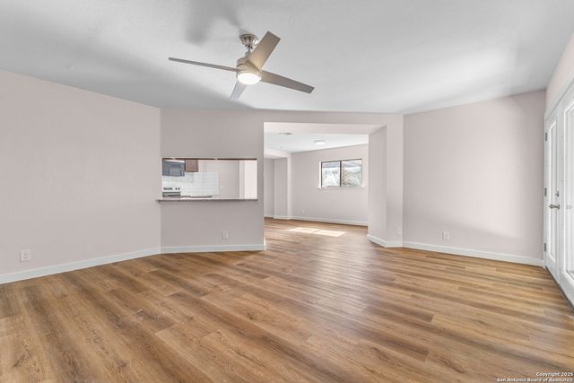 8127 Sunshine trail, San Antonio, TX 78244