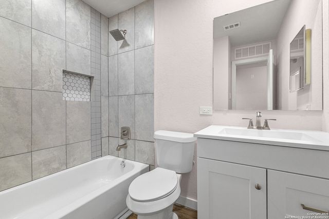 8127 Sunshine trail, San Antonio, TX 78244