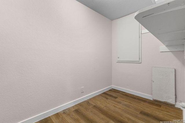 8127 Sunshine trail, San Antonio, TX 78244