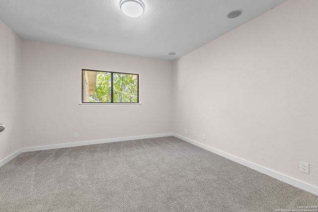 8127 Sunshine trail, San Antonio, TX 78244