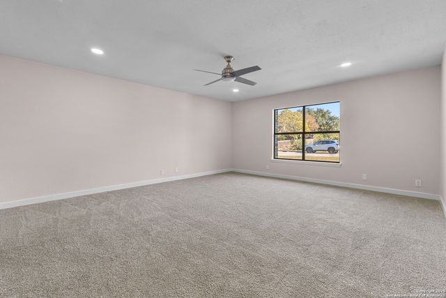 8127 Sunshine trail, San Antonio, TX 78244