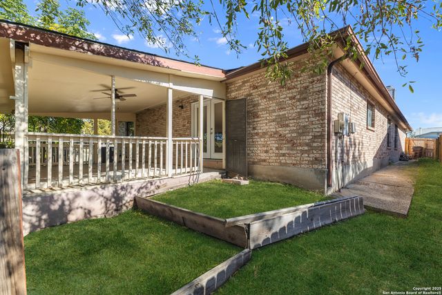 8127 Sunshine trail, San Antonio, TX 78244