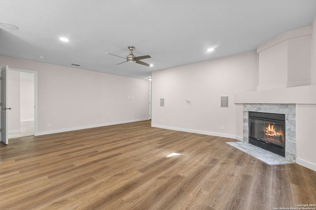 8127 Sunshine trail, San Antonio, TX 78244