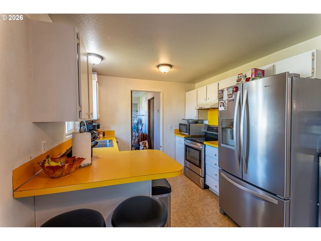 1654 CARLISLE Ln, Myrtle Point, OR 97458