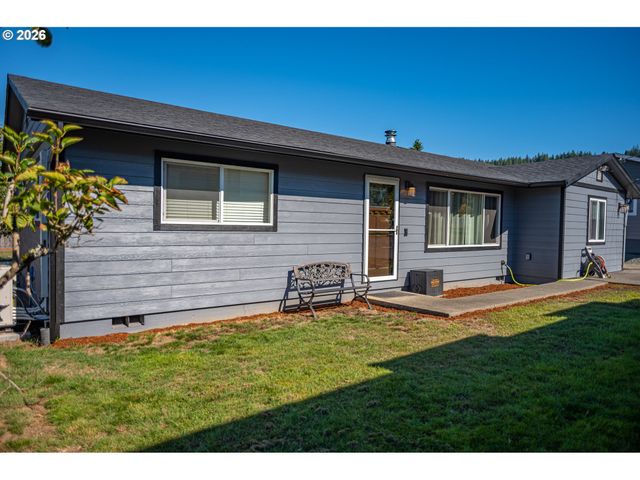 1654 CARLISLE Ln, Myrtle Point, OR 97458