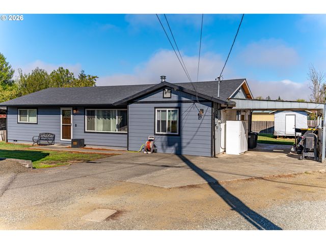 1654 CARLISLE Ln, Myrtle Point, OR 97458