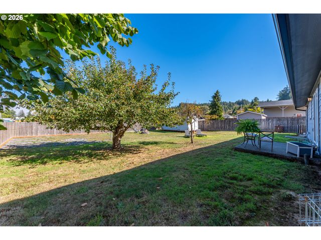 1654 CARLISLE Ln, Myrtle Point, OR 97458