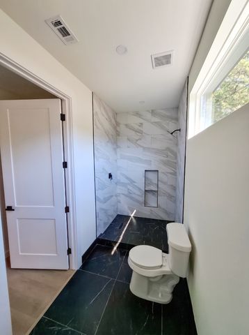 438 Bonnie View Road, Dallas, TX 75203