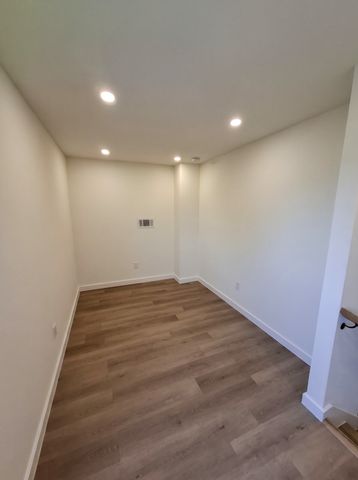 438 Bonnie View Road, Dallas, TX 75203