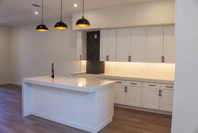 438 Bonnie View Road, Dallas, TX 75203