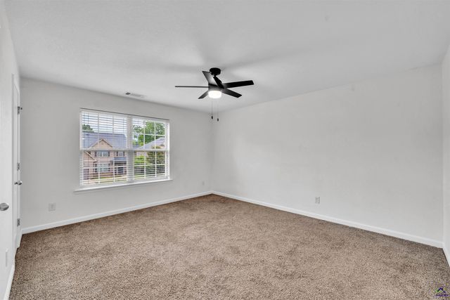 323 Haywood Drive, Kathleen, GA 31047