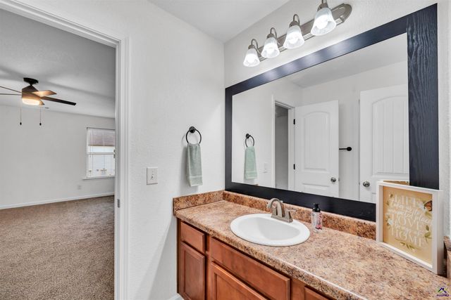 323 Haywood Drive, Kathleen, GA 31047