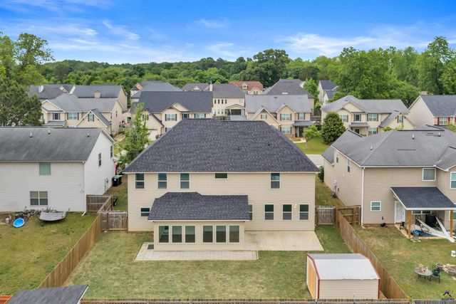 323 Haywood Drive, Kathleen, GA 31047