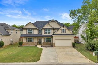 323 Haywood Drive, Kathleen, GA 31047