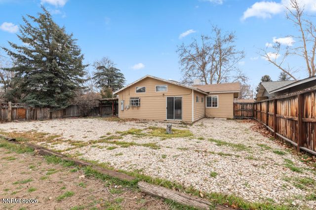 136 York Way, Sparks, NV 89431