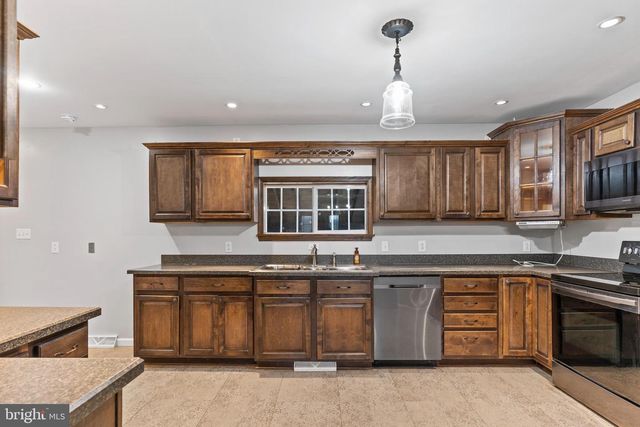 18586 MIRIAM DR, Three Springs, PA 17264