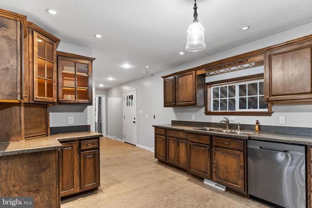 18586 MIRIAM DR, Three Springs, PA 17264