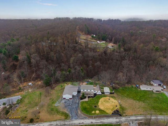 18586 MIRIAM DR, Three Springs, PA 17264